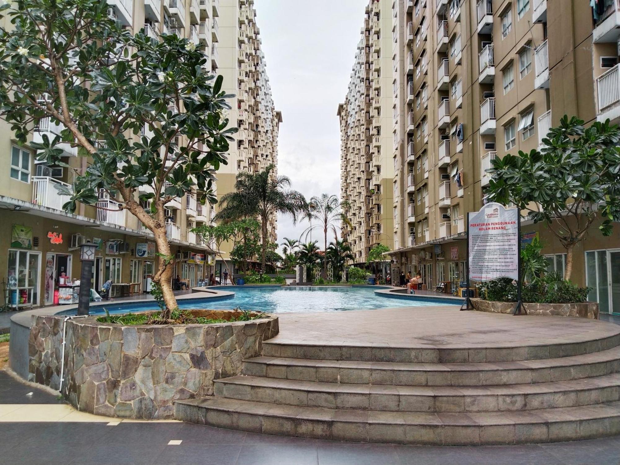 Kayla Room Casablanca East Residence 1 Джакарта Екстер'єр фото